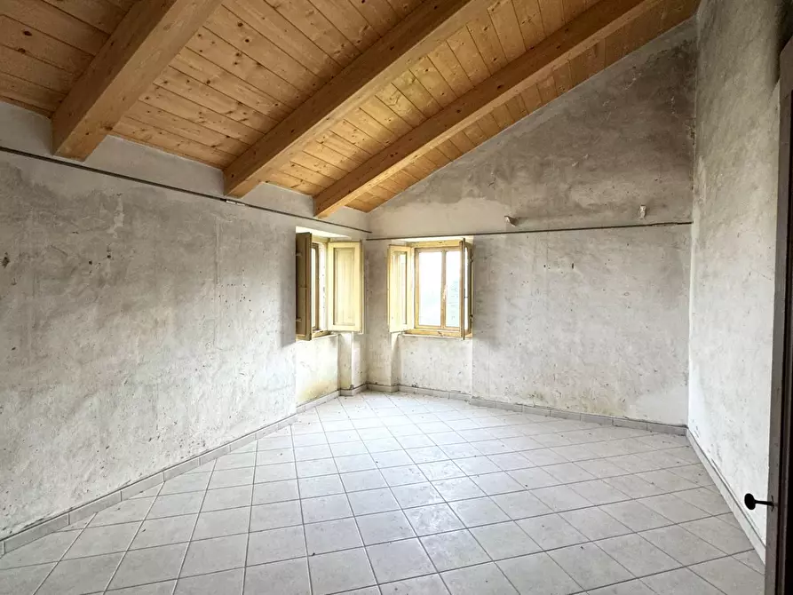 Immagine 10 di Rustico / casale in vendita  a Montottone