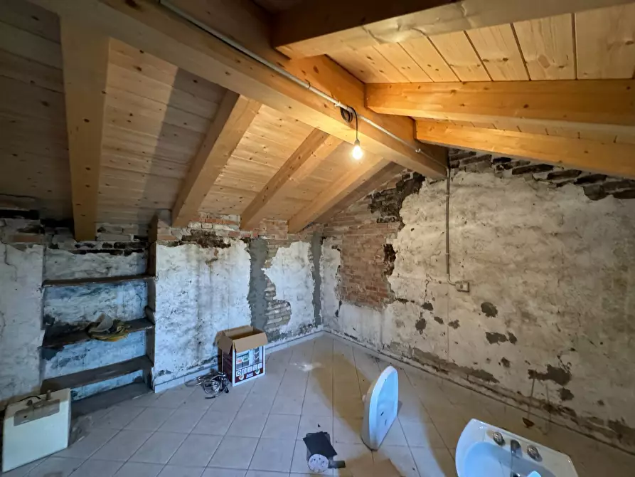 Immagine 14 di Rustico / casale in vendita  a Montottone