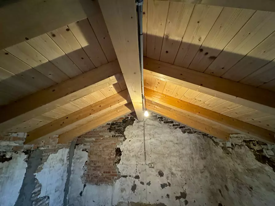 Immagine 16 di Rustico / casale in vendita  a Montottone