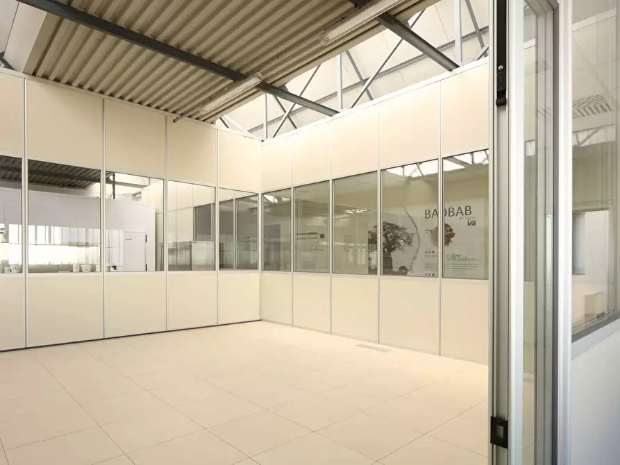 Immagine 3 di Capannone industriale in vendita  a Sant'elpidio A Mare