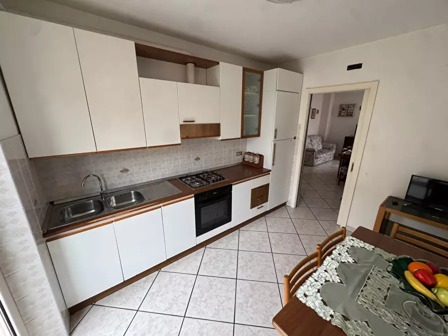 Immagine 5 di Appartamento in vendita  a Fermo