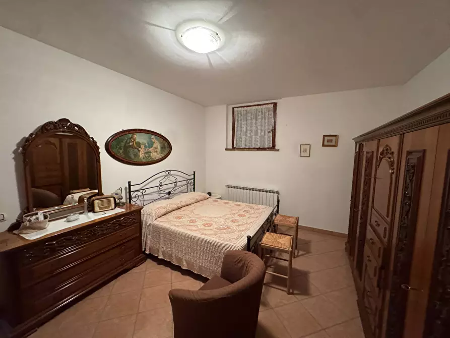 Immagine 20 di Rustico / casale in vendita  a Tolentino