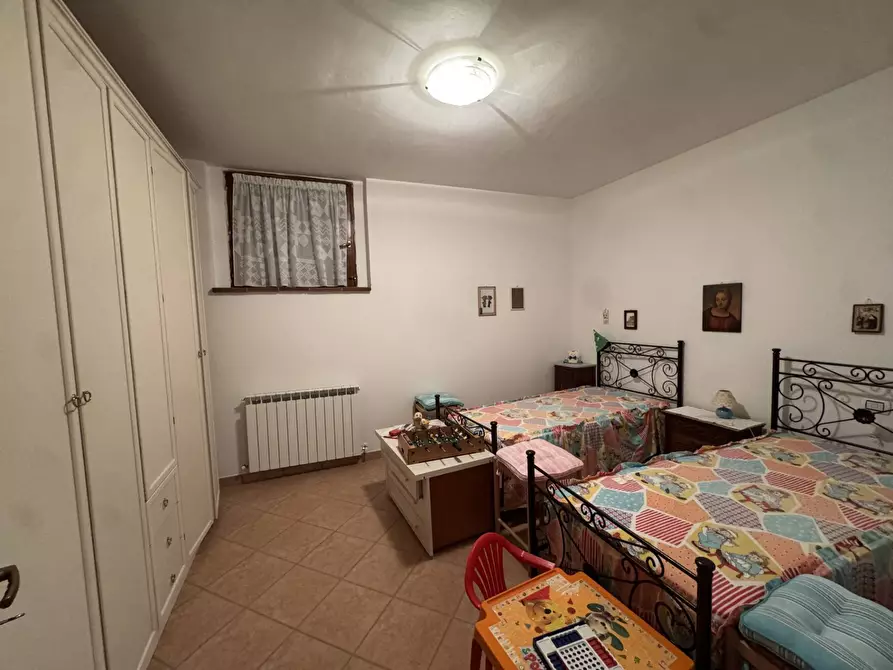 Immagine 21 di Rustico / casale in vendita  a Tolentino