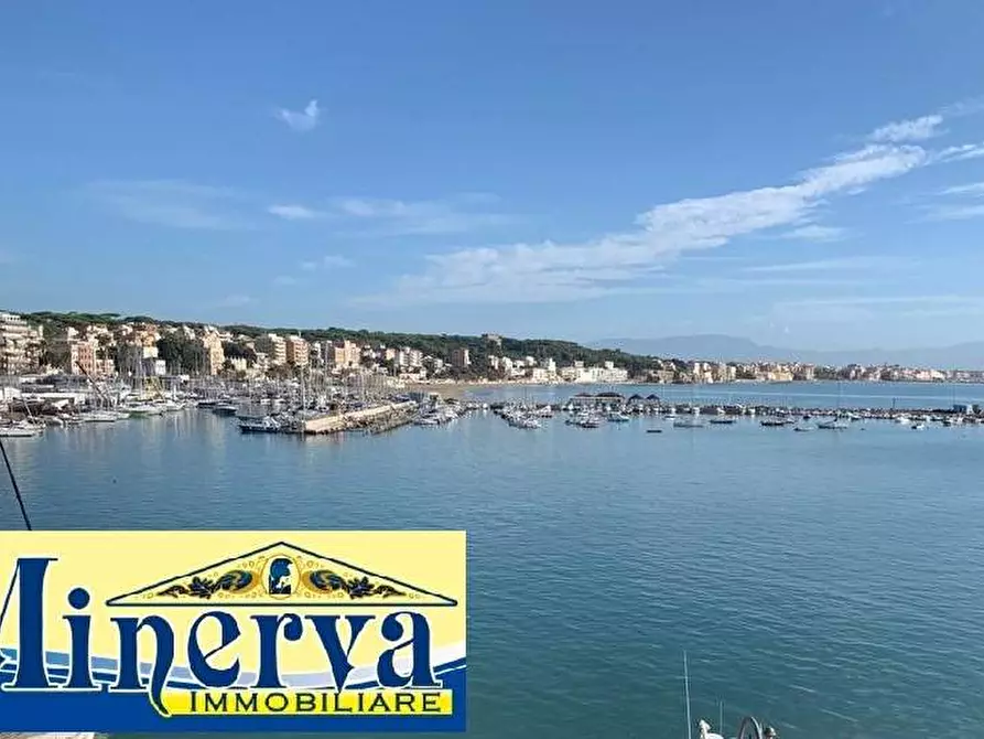 Immagine 22 di Appartamento in vendita  in Via Porto Innocenziano a Anzio