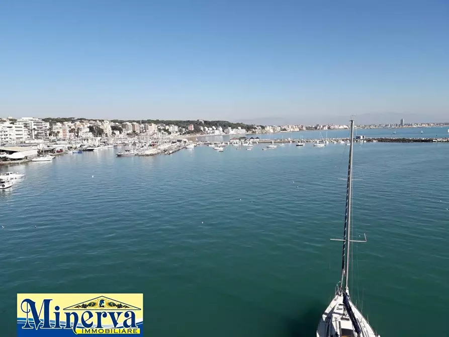 Immagine 26 di Appartamento in vendita  in Via Porto Innocenziano a Anzio