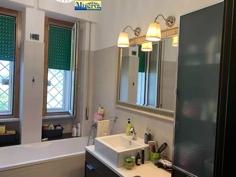 Immagine 23 di Appartamento in vendita  in Viale Mencacci a Anzio