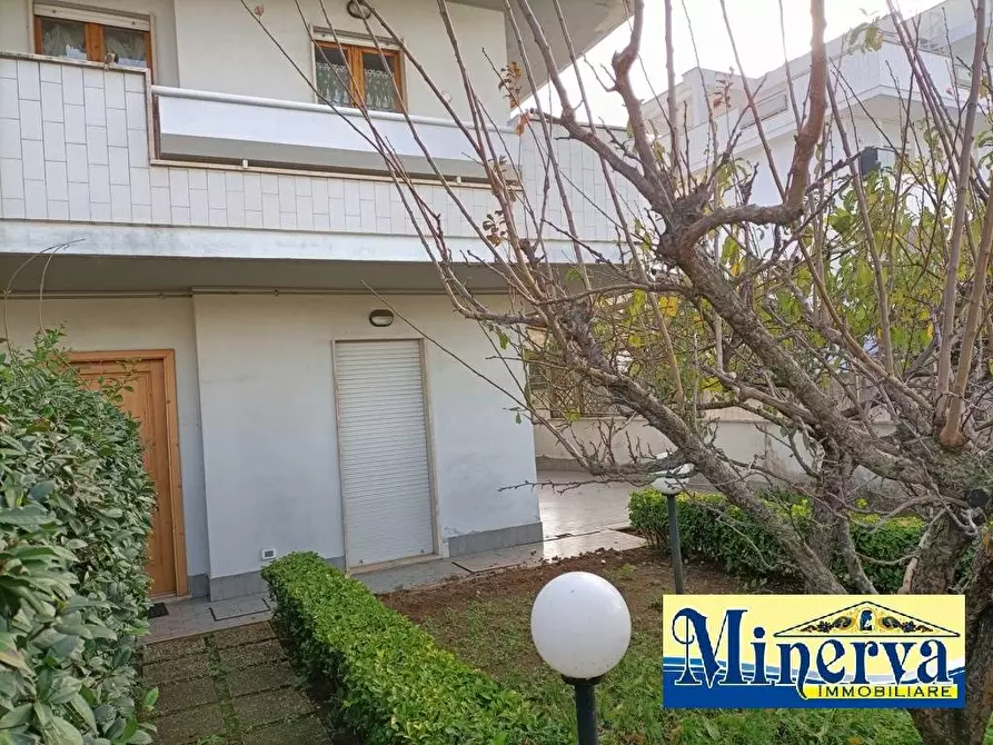 Immagine 22 di Appartamento in vendita  in via santa barbara a Nettuno