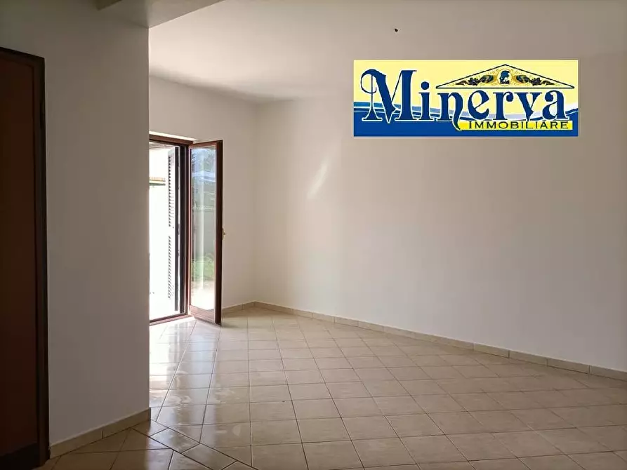 Immagine 23 di Villetta a schiera in vendita  in Via della Cannuccia a Anzio