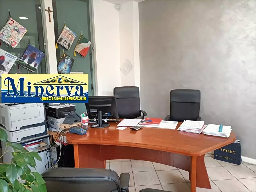 Immagine 3 di Locale commerciale in vendita  in corso Giacomo Matteotti a Nettuno