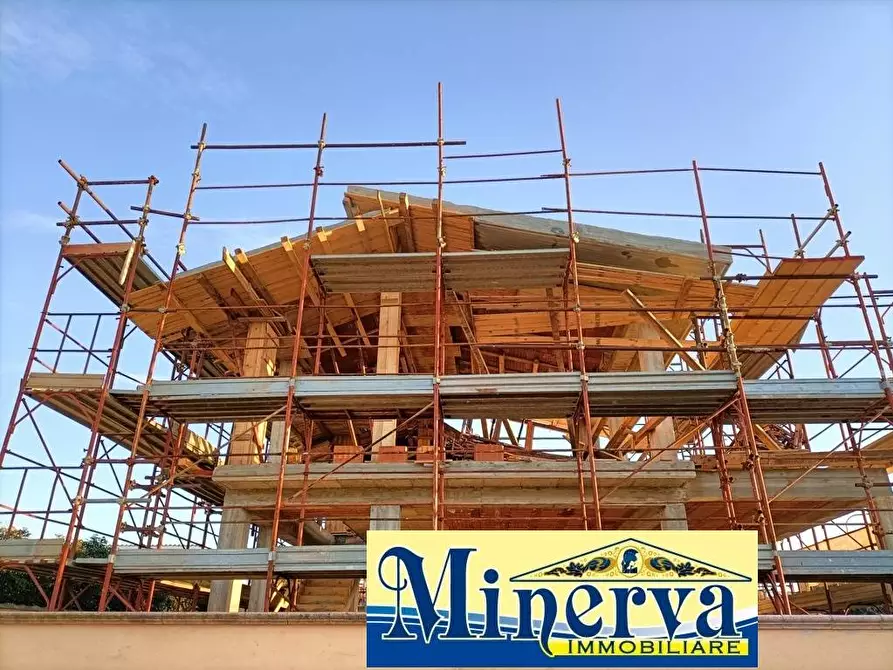 Immagine 3 di Villa in vendita  in via della cannuccia a Anzio