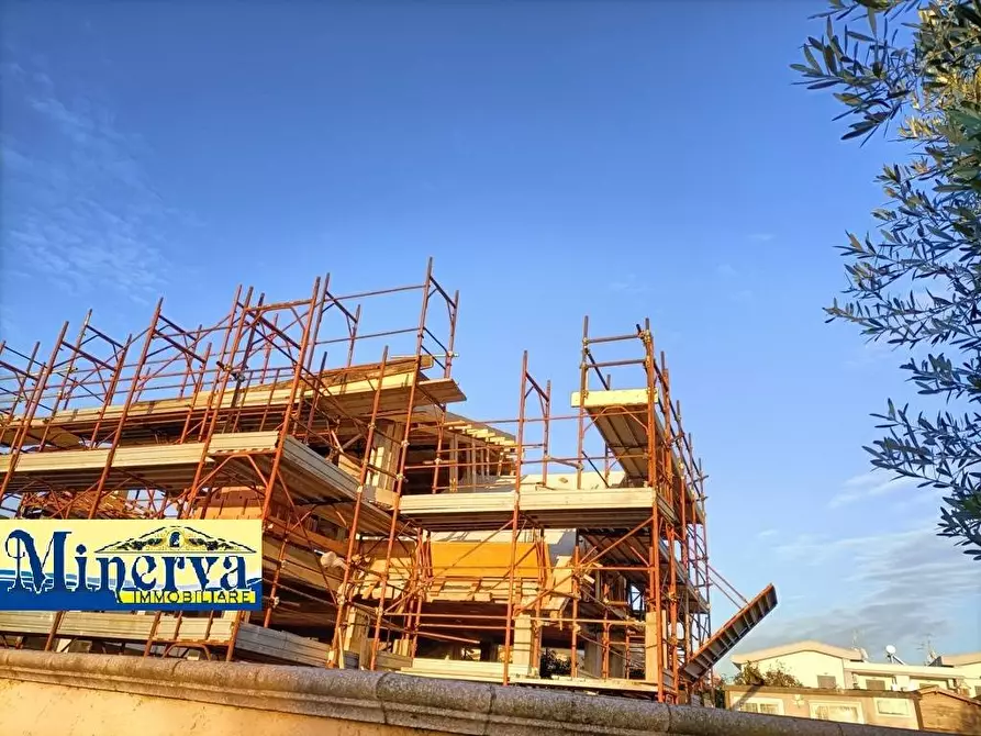 Immagine 4 di Villa in vendita  in via della cannuccia a Anzio