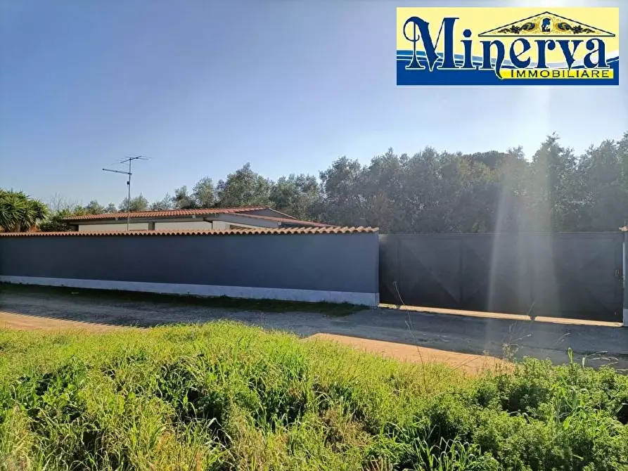 Immagine 14 di Villa in vendita  in Via Priverno a Nettuno