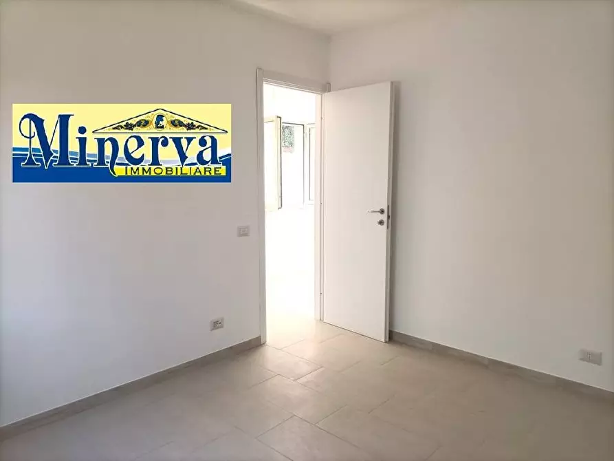 Immagine 27 di Villa in vendita  in Via Priverno a Nettuno