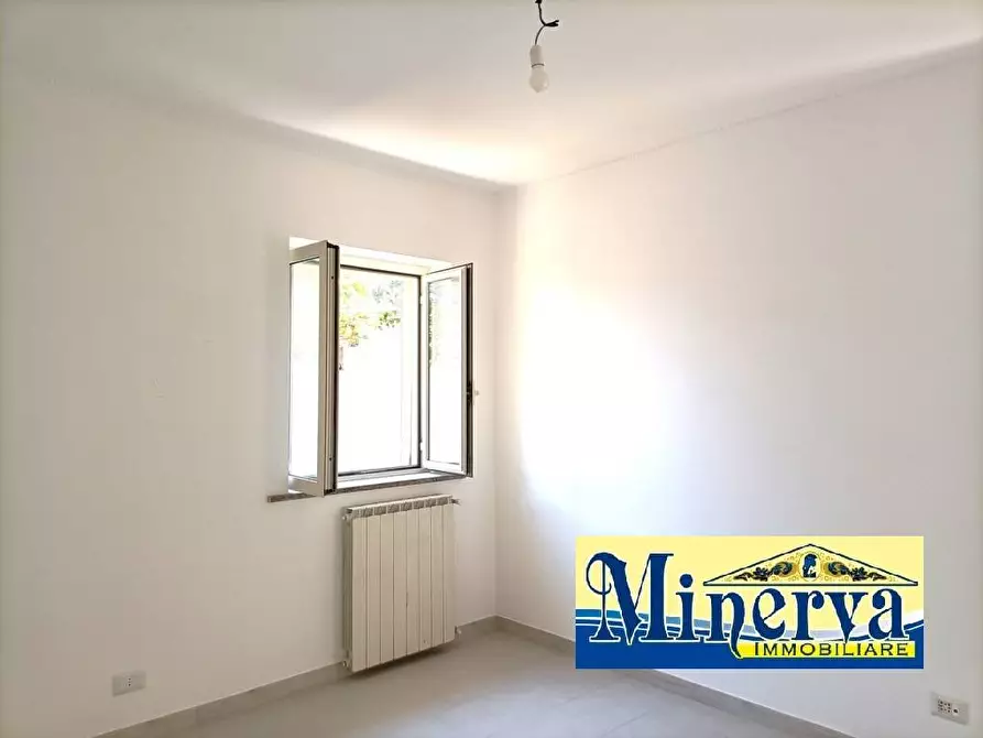 Immagine 30 di Villa in vendita  in Via Priverno a Nettuno