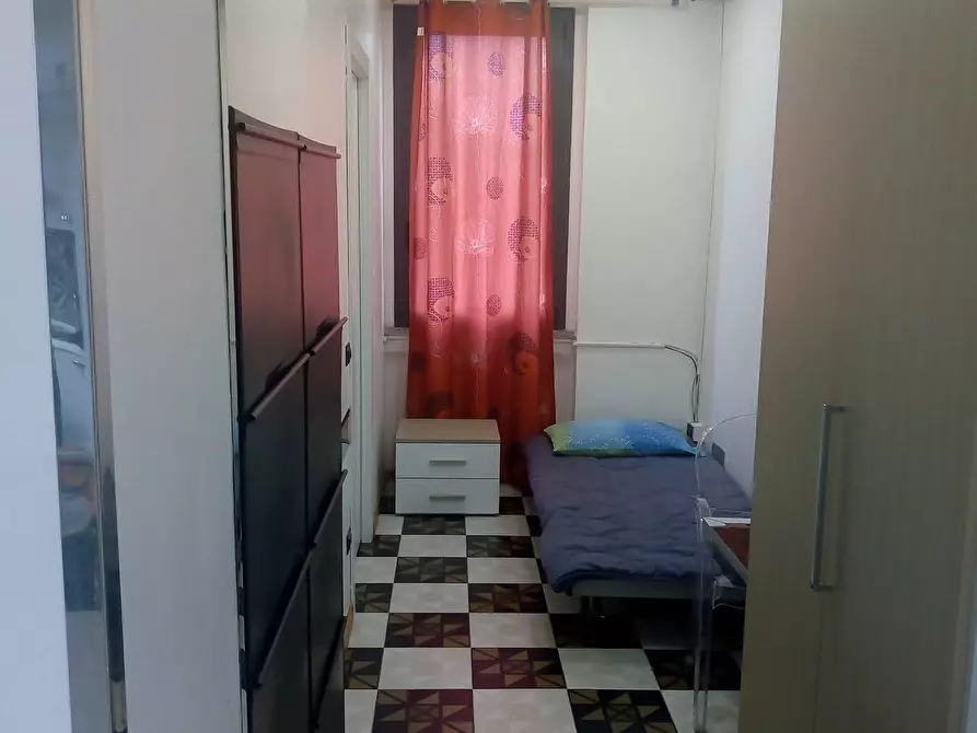Immagine 6 di Camera in affitto  in Via Gramsci a Paderno Dugnano