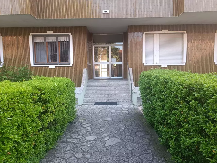 Immagine 1 di Appartamento in vendita  in via Tonale a Paderno Dugnano