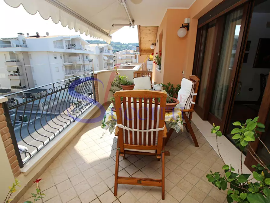 Immagine 9 di Attico in vendita  in via Parri a Tortoreto