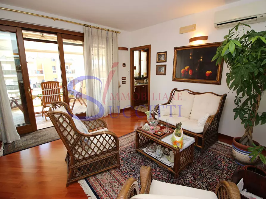 Immagine 6 di Attico in vendita  in via Parri a Tortoreto