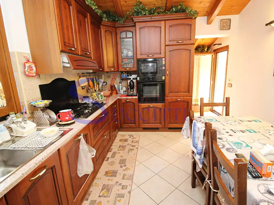 Immagine 20 di Attico in vendita  in via Parri a Tortoreto