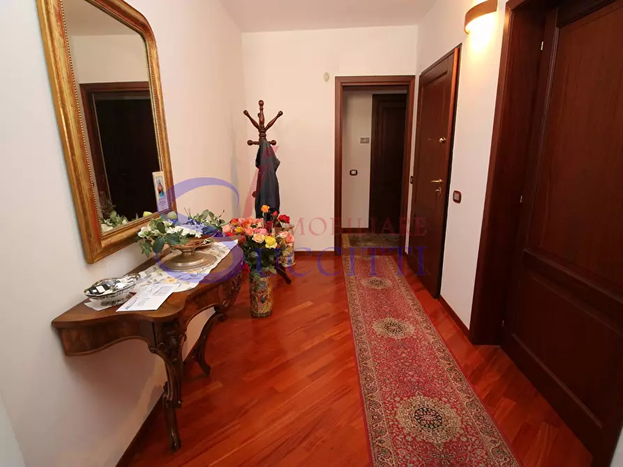 Immagine 22 di Attico in vendita  in via Parri a Tortoreto