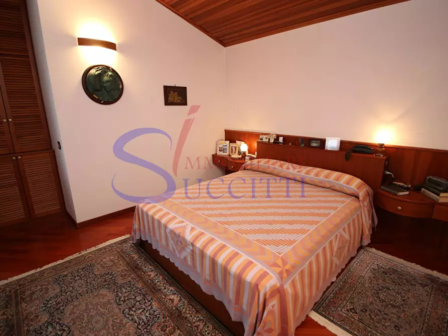 Immagine 26 di Attico in vendita  in via Parri a Tortoreto