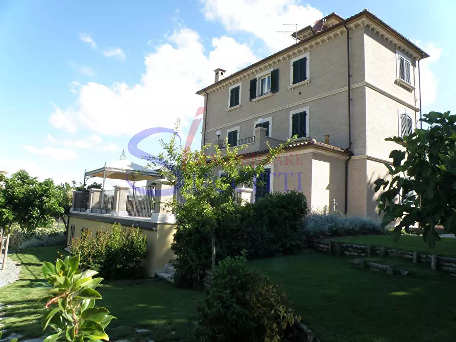 Immagine 2 di Villa in vendita  in Contrada Lava a Offida