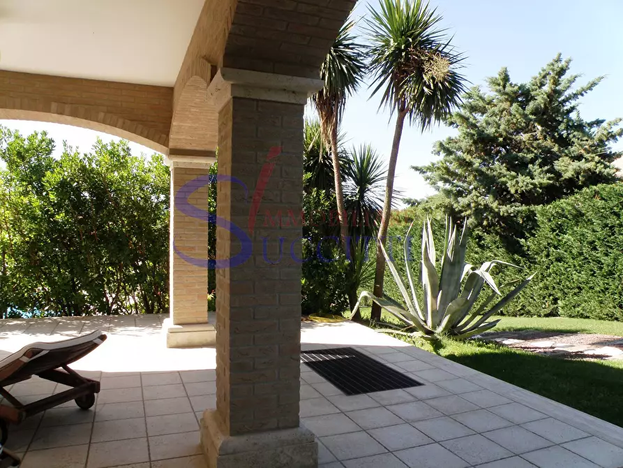 Immagine 8 di Villa in vendita  in Contrada Lava a Offida