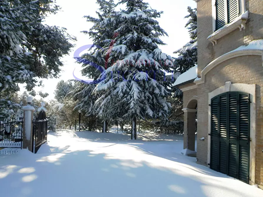 Immagine 13 di Villa in vendita  in Contrada Lava a Offida