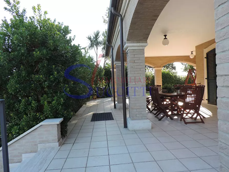 Immagine 17 di Villa in vendita  in Contrada Lava a Offida