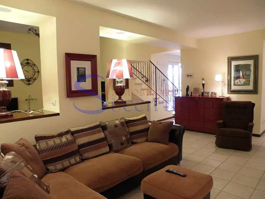 Immagine 30 di Villa in vendita  in Contrada Lava a Offida