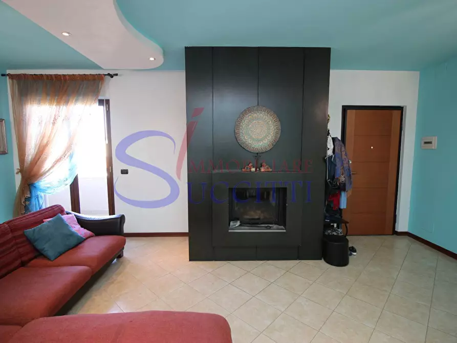 Immagine 5 di Appartamento in vendita  in Via G. D'Annunzio a Tortoreto