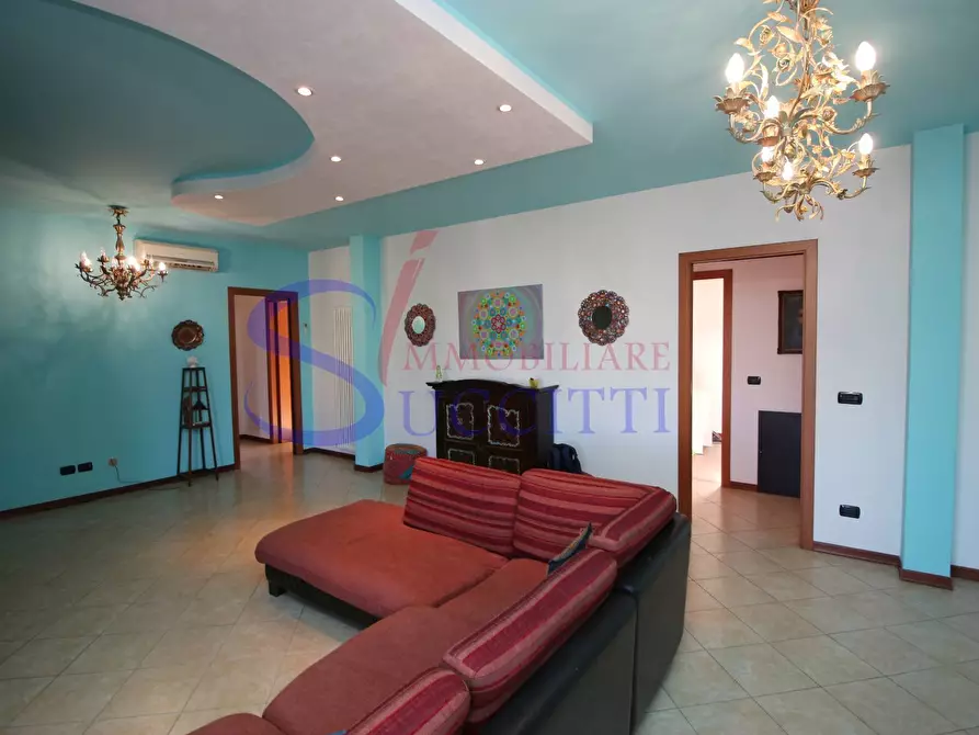 Immagine 6 di Appartamento in vendita  in Via G. D'Annunzio a Tortoreto