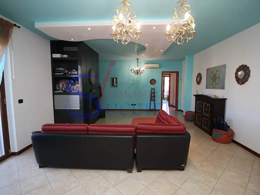 Immagine 7 di Appartamento in vendita  in Via G. D'Annunzio a Tortoreto