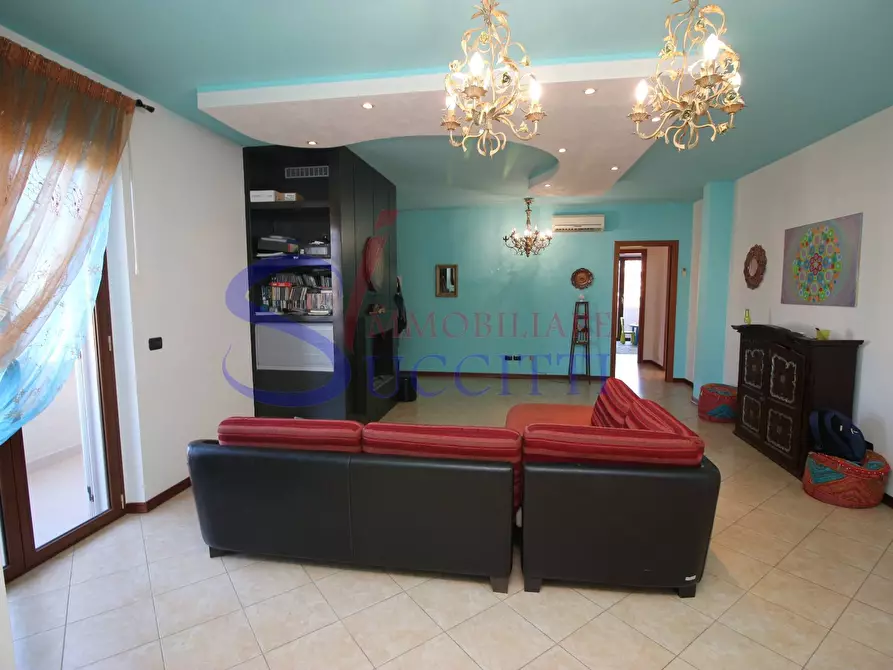 Immagine 8 di Appartamento in vendita  in Via G. D'Annunzio a Tortoreto