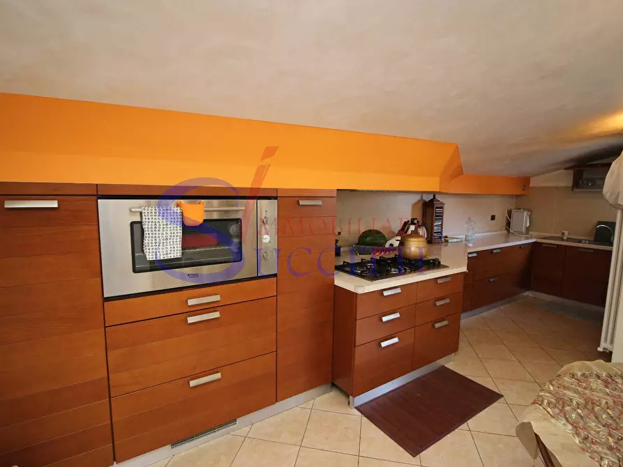 Immagine 10 di Appartamento in vendita  in Via G. D'Annunzio a Tortoreto