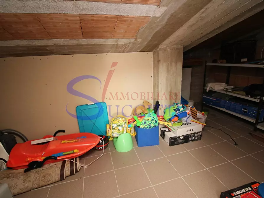 Immagine 27 di Appartamento in vendita  in Via G. D'Annunzio a Tortoreto