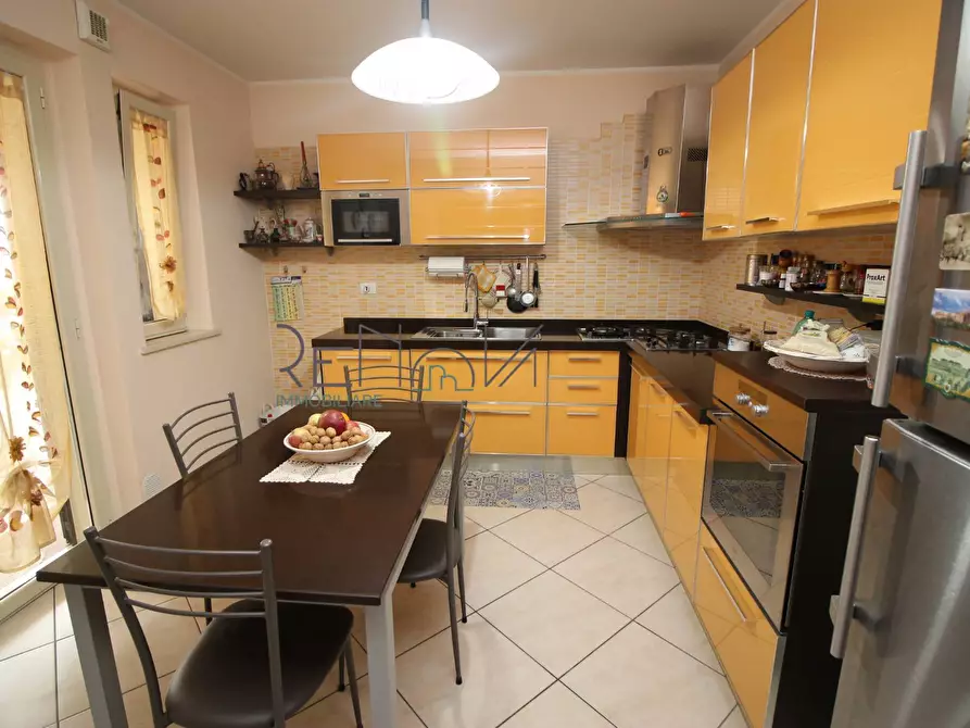 Immagine 9 di Appartamento in vendita  in Via Boccaccio a Corropoli