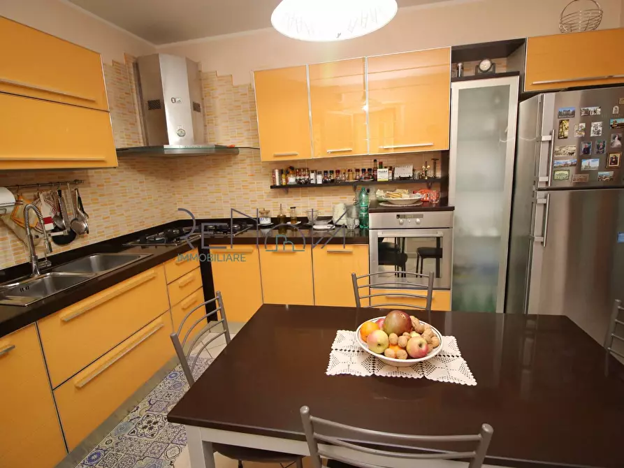 Immagine 13 di Appartamento in vendita  in Via Boccaccio a Corropoli