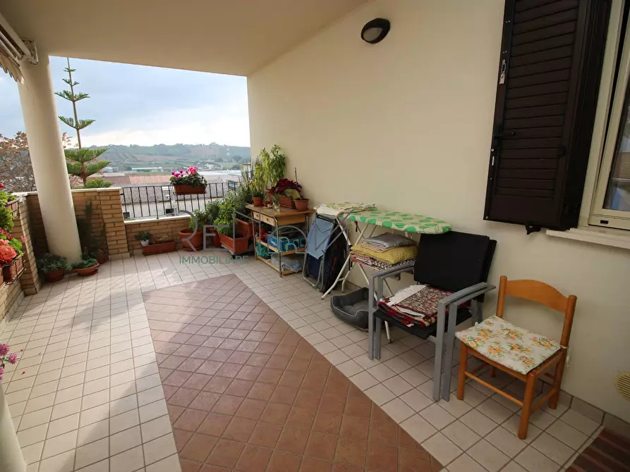 Immagine 14 di Appartamento in vendita  in Via Boccaccio a Corropoli