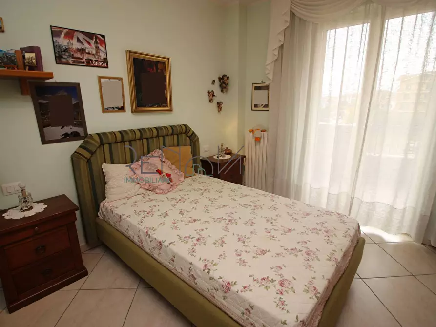 Immagine 18 di Appartamento in vendita  in Via Boccaccio a Corropoli