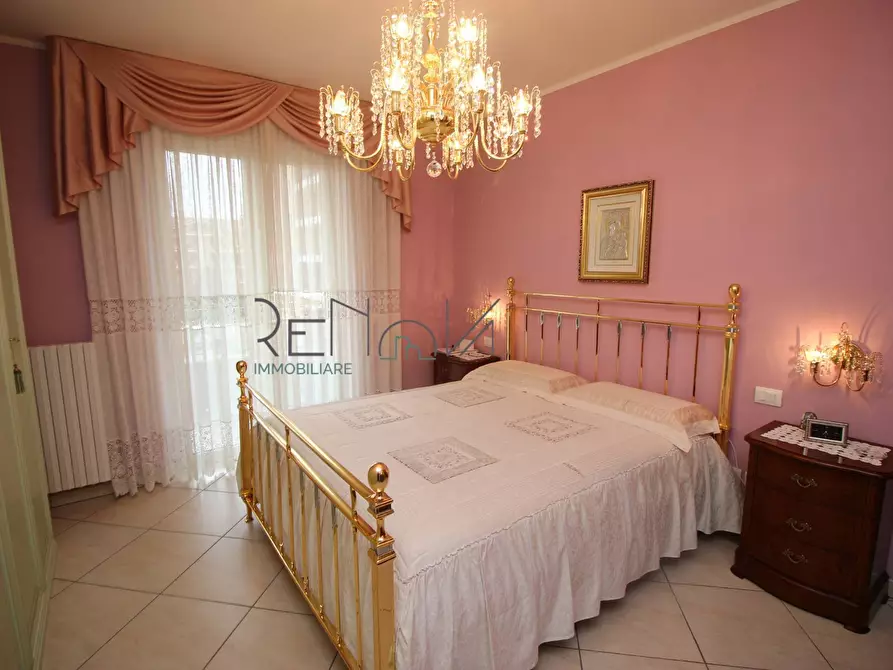 Immagine 21 di Appartamento in vendita  in Via Boccaccio a Corropoli