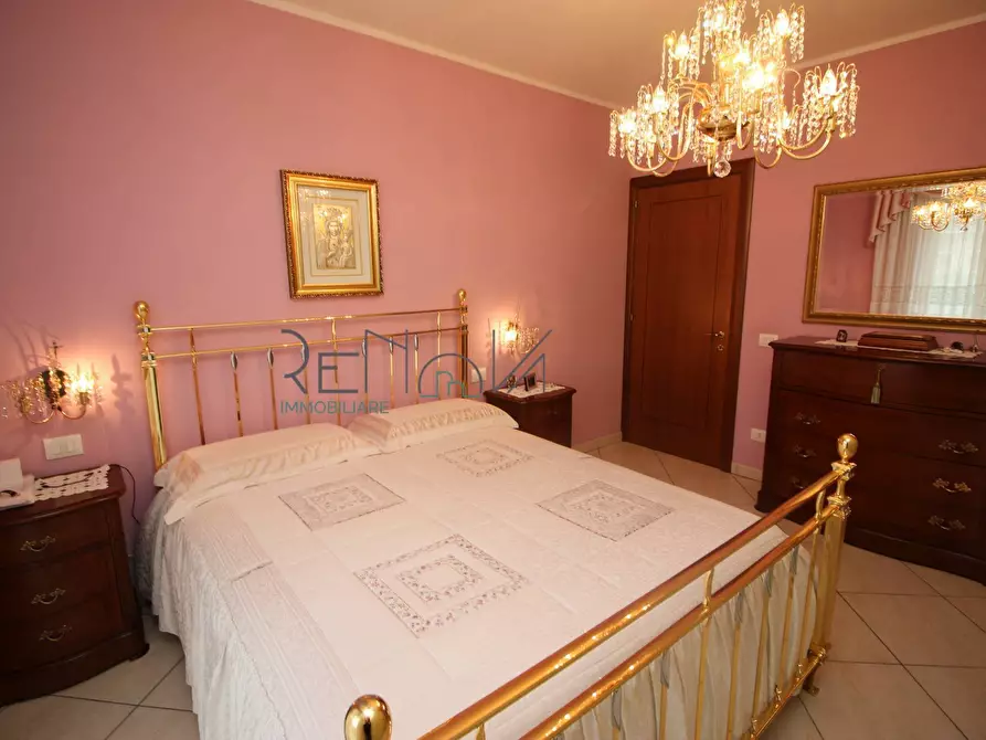 Immagine 22 di Appartamento in vendita  in Via Boccaccio a Corropoli