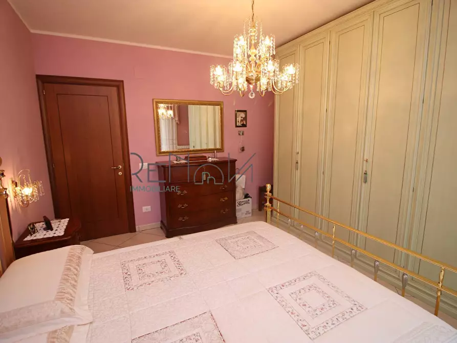 Immagine 23 di Appartamento in vendita  in Via Boccaccio a Corropoli