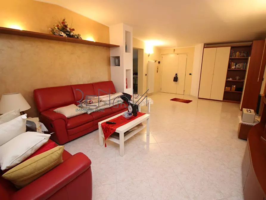 Immagine 8 di Appartamento in vendita  in Via XXIV Maggio a Torano Nuovo