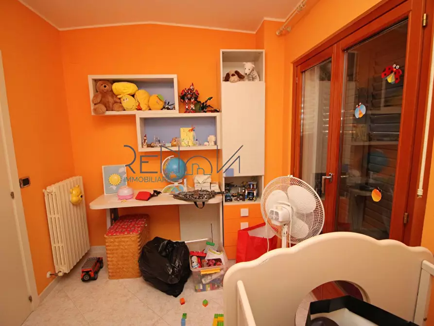 Immagine 13 di Appartamento in vendita  in Via XXIV Maggio a Torano Nuovo