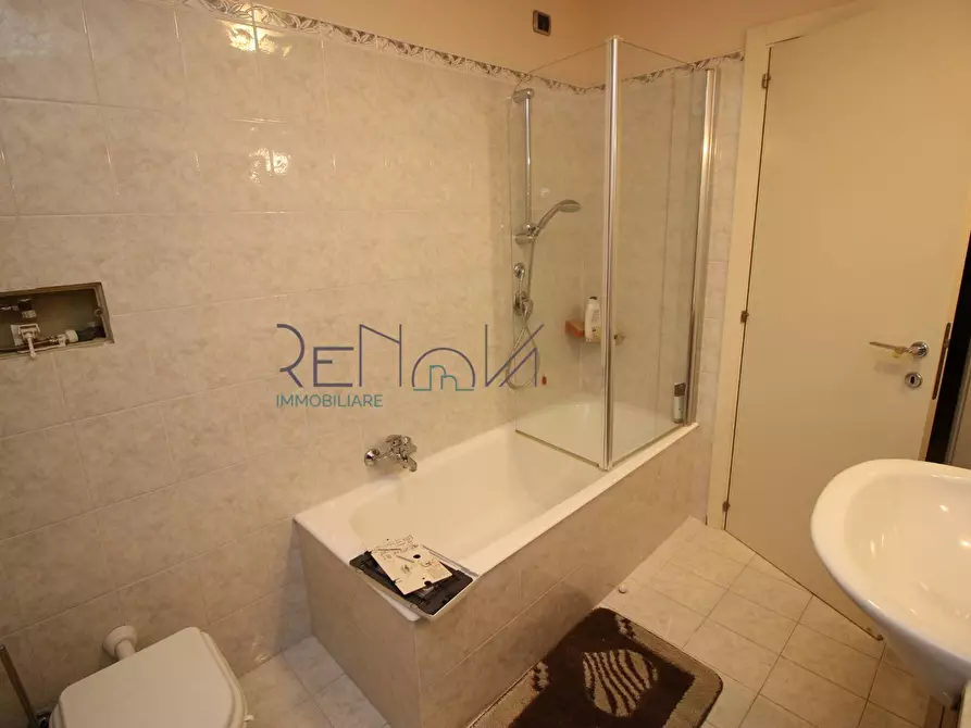 Immagine 15 di Appartamento in vendita  in Via XXIV Maggio a Torano Nuovo