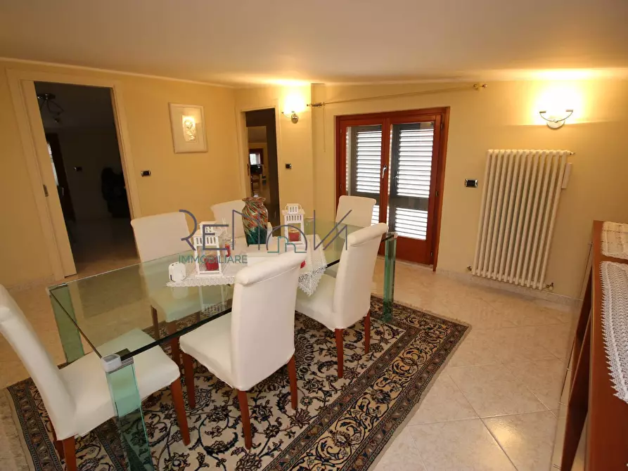 Immagine 22 di Appartamento in vendita  in Via XXIV Maggio a Torano Nuovo