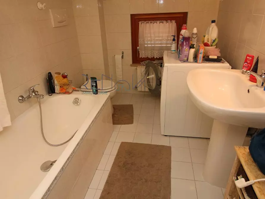 Immagine 29 di Appartamento in vendita  in Via XXIV Maggio a Torano Nuovo