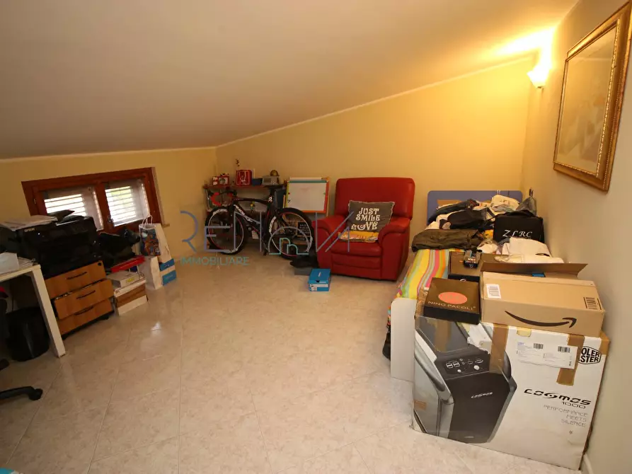 Immagine 30 di Appartamento in vendita  in Via XXIV Maggio a Torano Nuovo