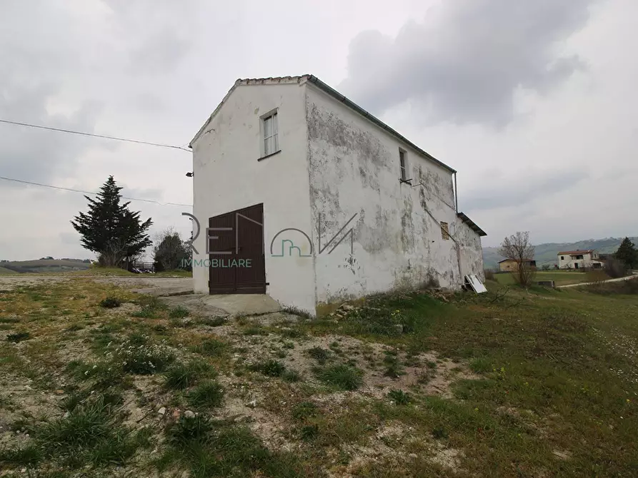 Immagine 5 di Casa indipendente in vendita  in Contrada Penna Alta a Bellante